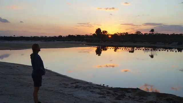 Pemandangan alam di sekitar obyek wistaa Wave Rock di Taman Nasional Hyden, Australia Barat (Liputan6.com/Happy Ferdian)