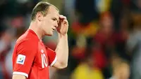 Reaksi kekecewaan Wayne Rooney setelah Inggris dipermalukan Jerman 1-4 pada laga 16 besar PD 2010 di Bloemfontein, 27 Juni 2010. AFP PHOTO/FRANCOIS-XAVIER MARIT