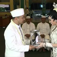 Melewati Proses yang cukup panjang tanpa menjalani status pacaran, Ratu Felisha dan suami punya kisah cinta yang sangat unik.