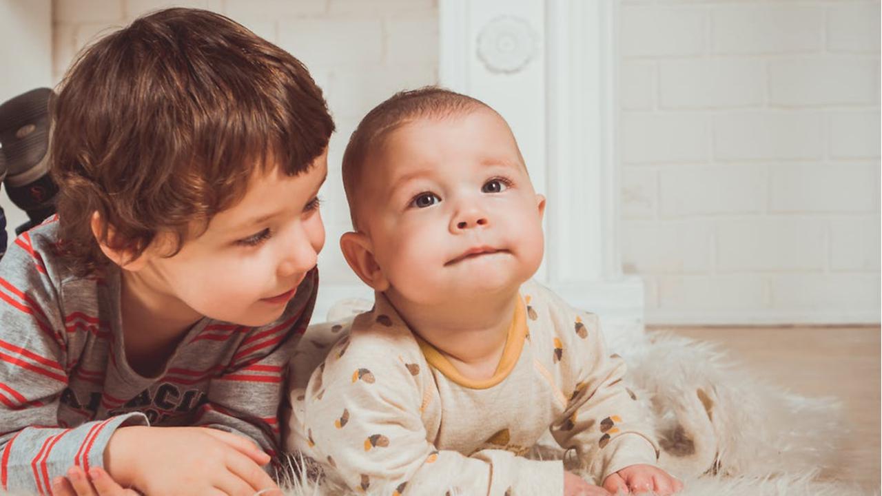 Bolehkah Anak Demam Dimandikan? Begini Penjelasannya