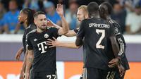 Skuad Bayern Munchen merayakan gol Nicolas Jackson ke gawang Pafos FC Rabu (1/10/2025) (AP Photo/Petros Karadjias)