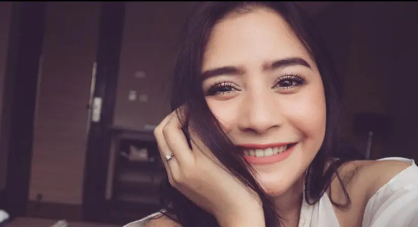 Prilly Latuconsina (Instagram)