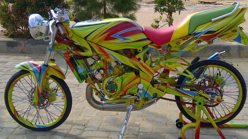 Modifikasi Ninja R Airbrush