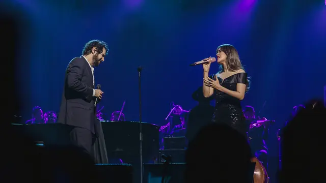 Suasana Konser Josh Groban, GEMS World Tour 2026 di Jakarta, Hadirkan Raisa Sebagai Guest Star