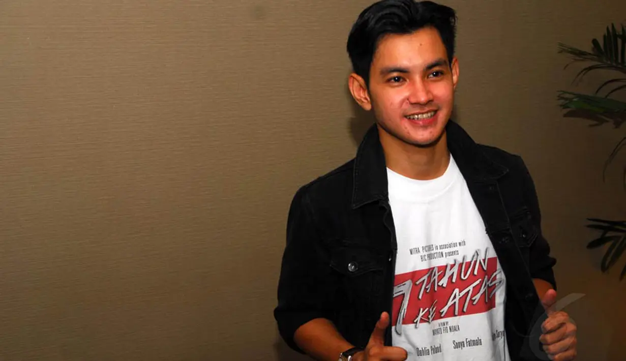 Adik dari artis Chand Kelvin ini semakin meroket namanya setelah bermain di sinetron "Kupinang Kau dengan Bismillah". (Liputan6.com/Miftahul Hayat)