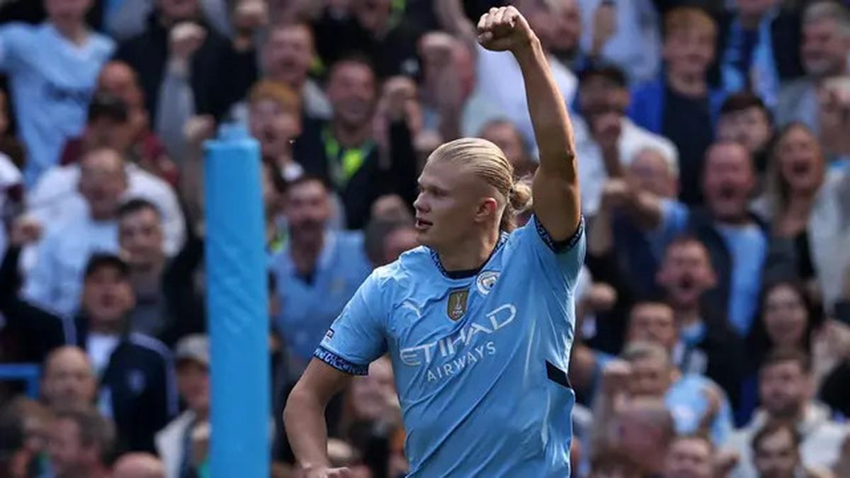 Alan Shearer Enggak Yakin Haaland Bakal Bertahan 9 Tahun di Man City Sesuai Kontrak Barunya