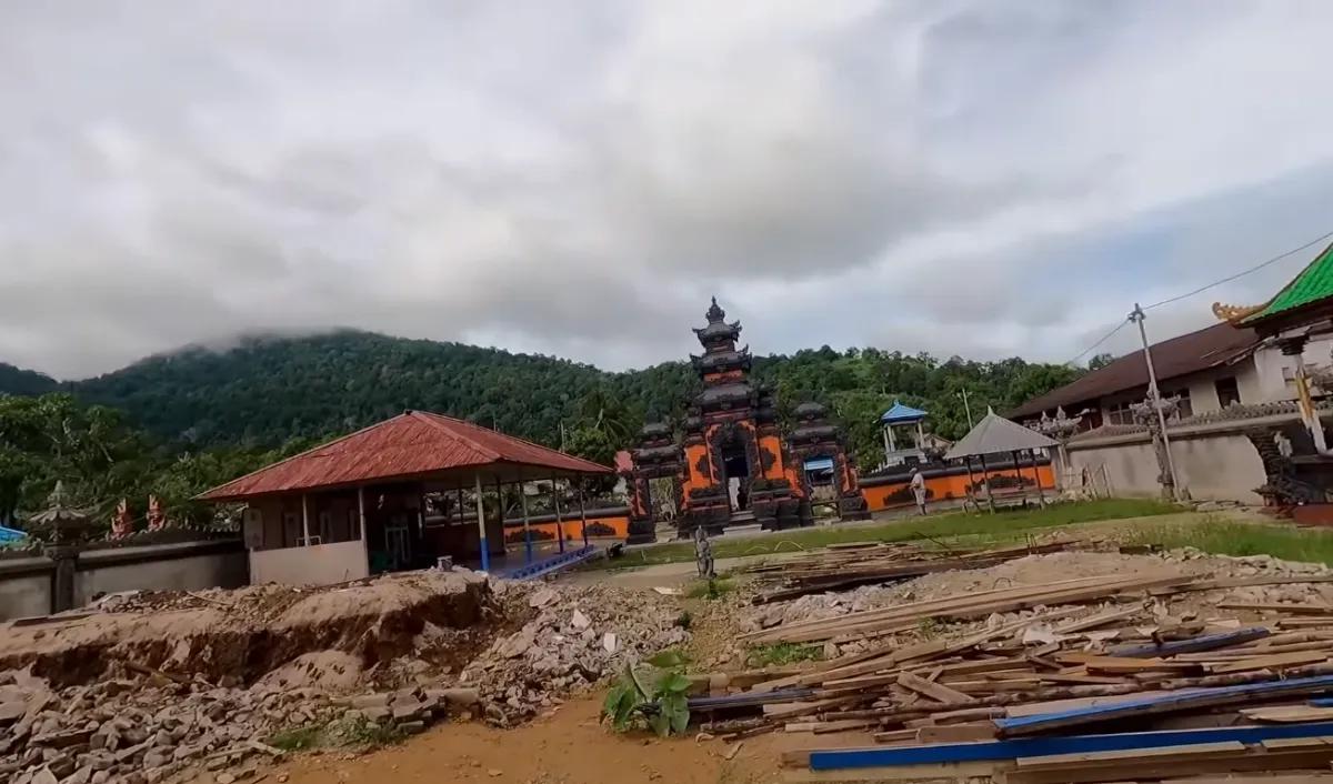 <b>Ada Pura Besar</b>