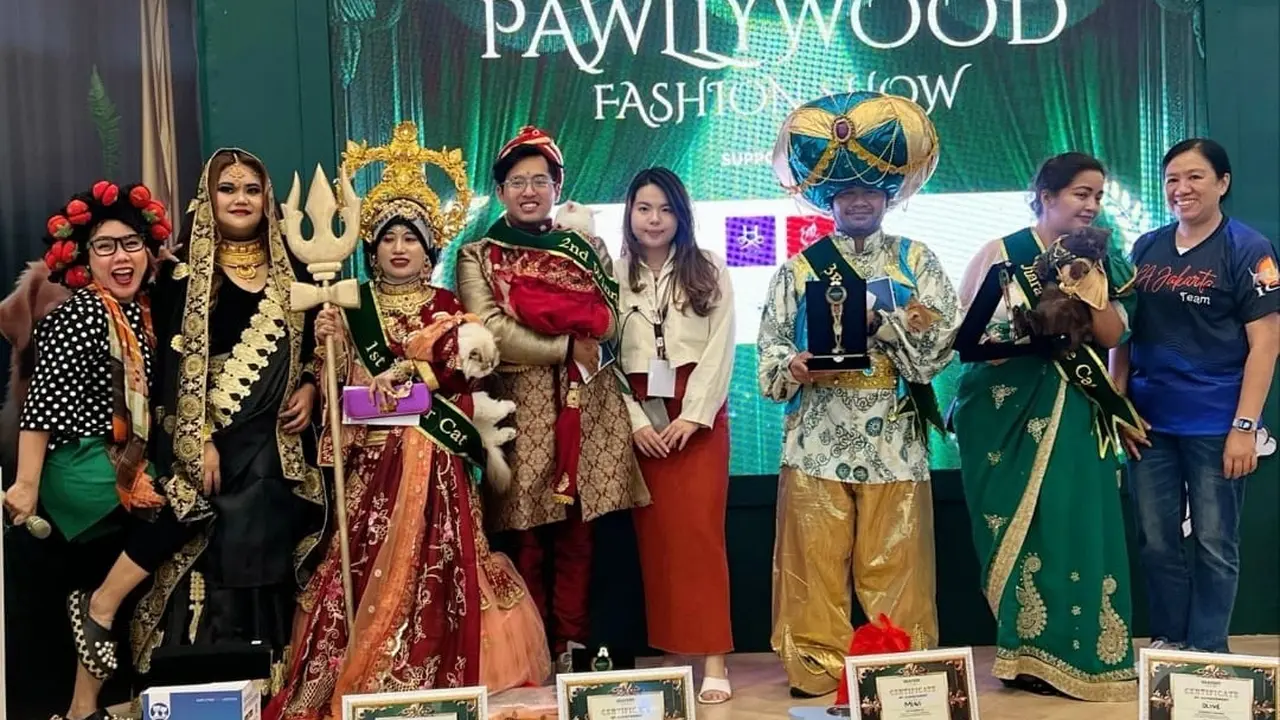 Pawllywood Fashion Show