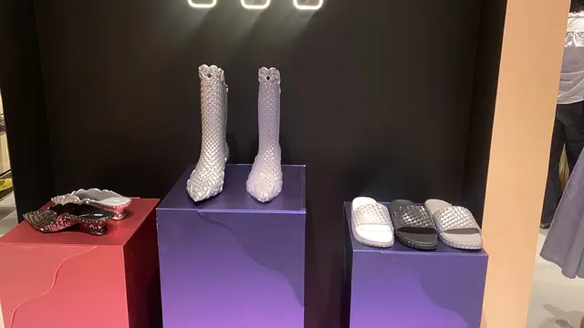 Koleksi sepatu terbaru Melissa x  Y/PROJECT