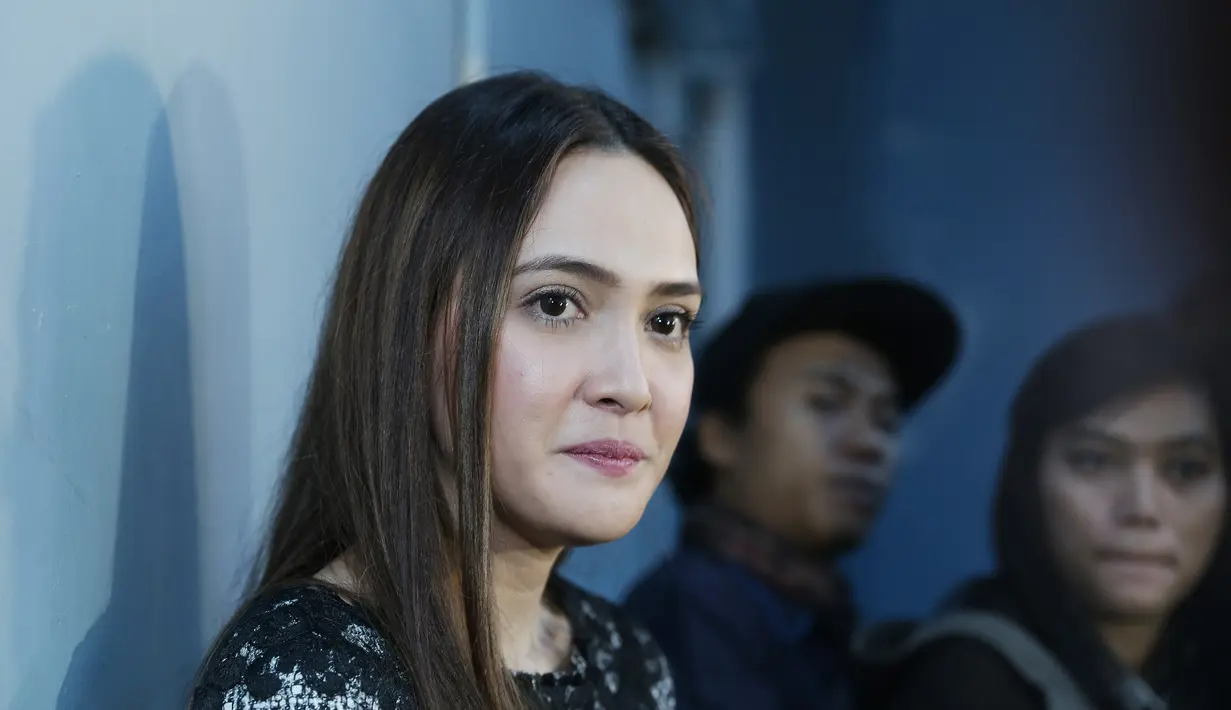 Pahit manisnya perkawinan pernah dirasakan oleh Shandy Aulia bersama dengan David Herbowo. Lantas seperti apa cara Shandy Aulia menyikapi saat sedang ada masalah? (Galih W. Satria/Bintang.com)