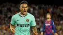 2. Lautaro Martinez – Pemain berusia 22 tahun ini adalah striker andalan di Inter Milan. Berkat penampilan apiknya untuk klub dan negaranya, Ia digadang-gadang menjadi penerus Lionel Messi. (AFP/Lluis Gene)