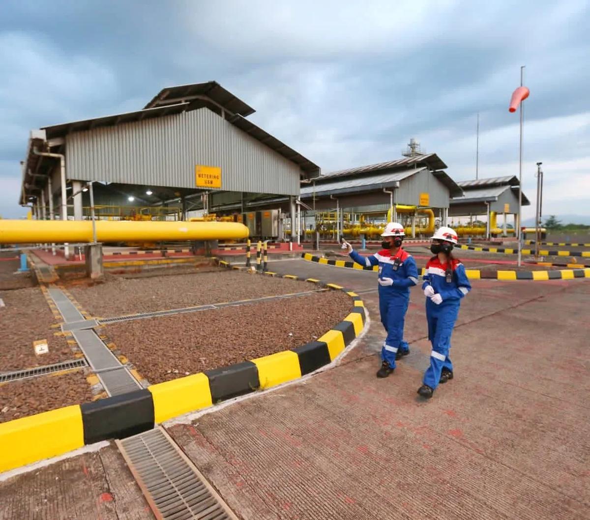 "Karena harus meyakinkan mereka dapat harga gas di USD 4,72 (per MMBTU). Kalau tidak dapat di harga USD 4,72, tidak terjadi juga switching antara LPG dan jaringan gas," imbuh Airlangga.&nbsp;&nbsp;<br>