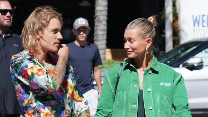[Bintang] Hailey Baldwin - Justin Bieber