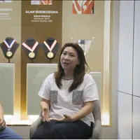 Berikut potret rumah mewah seperti hotel kediaman legenda bulu tangkis Susi Susanti dan Alan Budi Kusuma. Kini, keduanya sudah lama gantung raket. Beberapa prestasi telah ditorehkan mengharumkan bangsa Indonesia. [Youtube/DMC Architect &Interior Studio]
