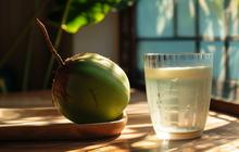 Cara Terbaik Minum Air Kelapa untuk Kontrol Tekanan Darah Tinggi