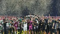 Senyap di Dipta, Abadi di Surabaya: Ketika Metode Sports Science Persebaya Menaklukkan Keperkasaan Persib di Piala Presiden 2026