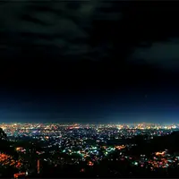 'Berparas' elok, Bandung juga bisa jadi tempat asyik untuk pacaran.