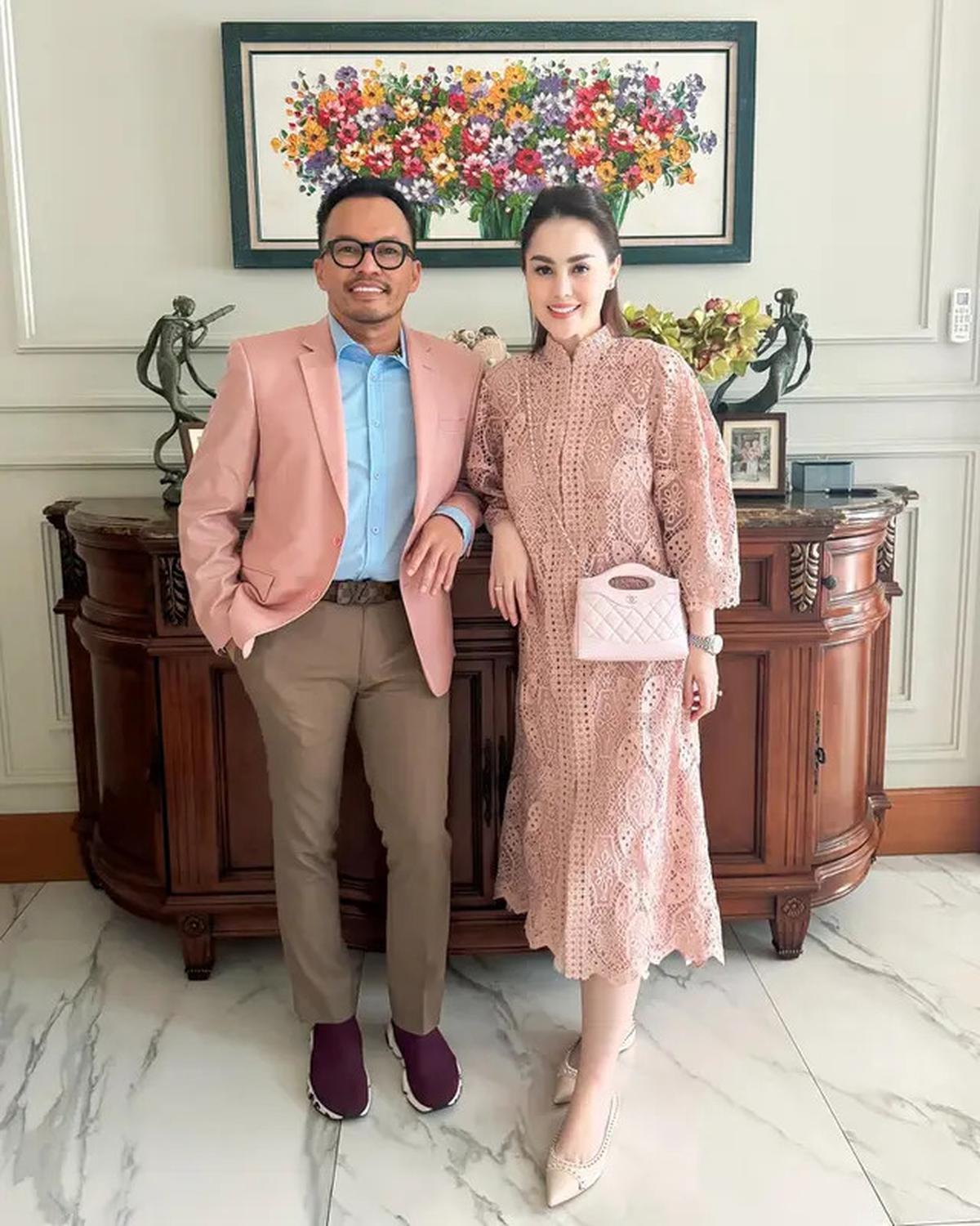 10 Potret Kompak dan Mesra Jennifer Dunn Bareng Faisal Haris yang Tuai Pujian