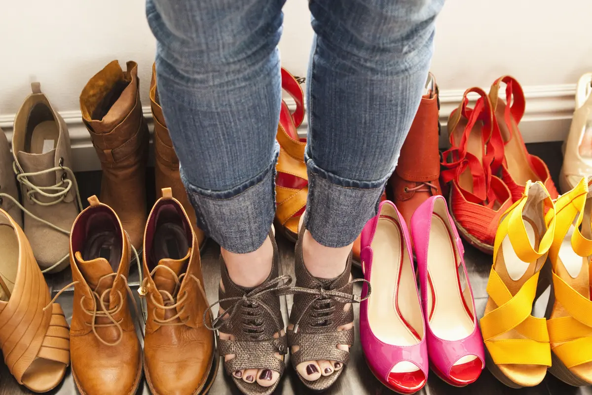 5 Sepatu Fashionable yang Bisa Kamu Andalkan Selain High Heels