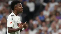 Vinicius Junior Minta Maaf ke Fans Real Madrid Usai Ngambek di El Clasico