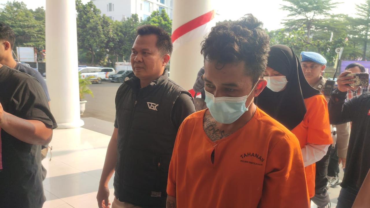 Tangis Pasutri di Bandung Ditangkap Polisi, Niat Beli Susu Anak Berakhir di Penjara