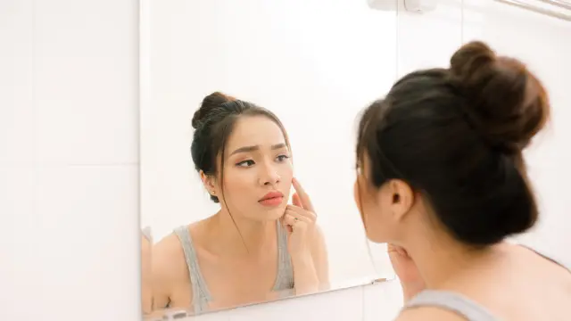 Berapa Lama Sih Cara Kerja Vitamin C untuk Merawat Kulit? Kupas Tuntas Lebih Jauh Yuk!