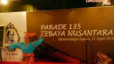 Senin, (21/4/2014), Komunitas Perempuan menyelenggarakan kegiatan peringatan Hari Kartini di Darmawangsa Square Jakarta (Liputan6.com/Miftahul Hayat)