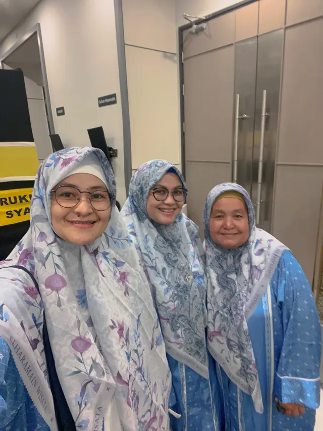 Mita The Virgin umrah (instagram.com/mitathevirgin)