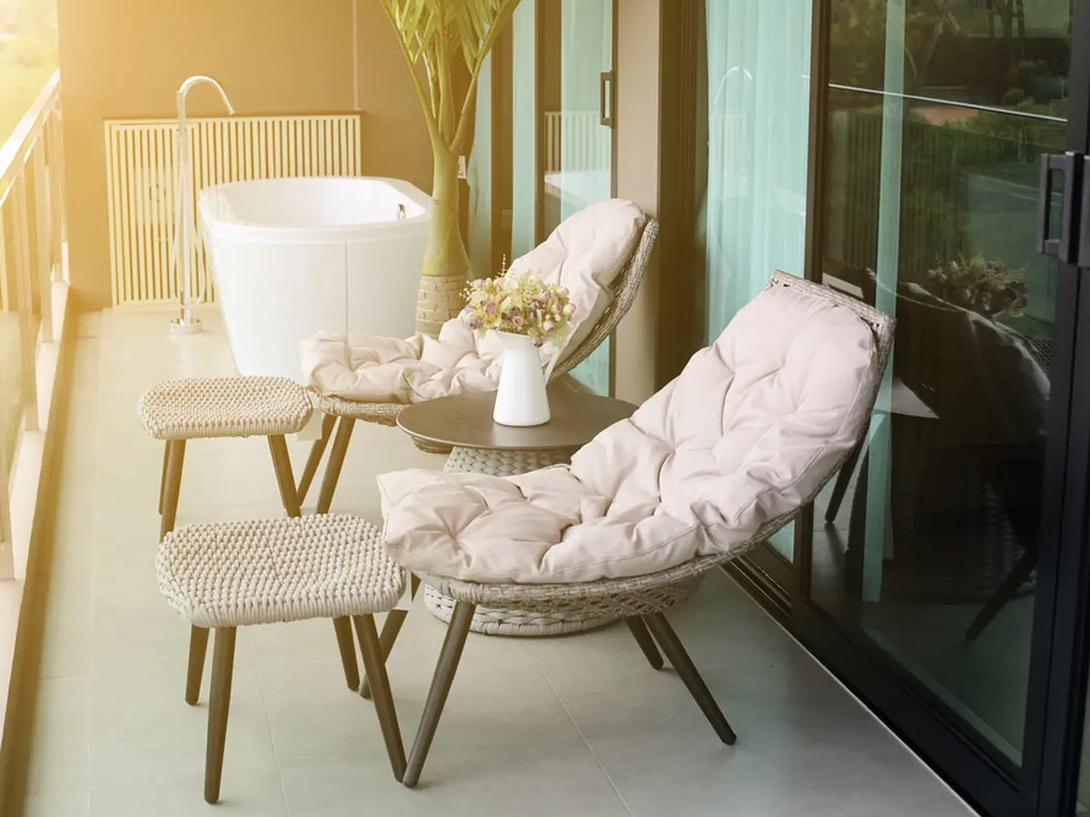 Tips Mempercantik Balkon Minimalis di Rumah agar Cozy dan Estetik -  Lifestyle Fimela.com