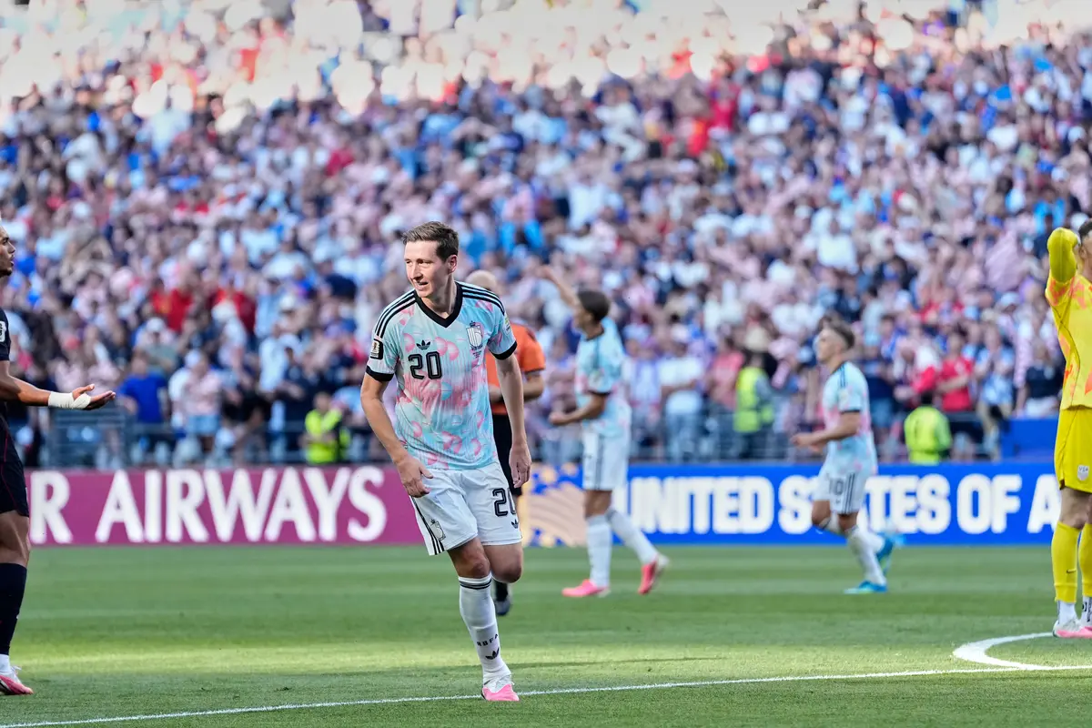 Pemain Belgia Hans Vanaken