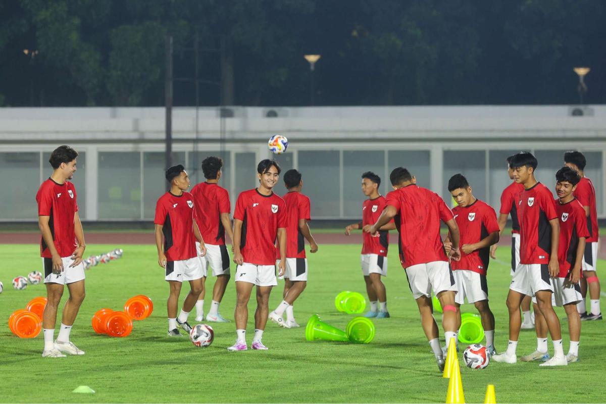 Latihan Timnas Indonesia U-23 jelang hadapi Filipina di Piala AFF U-23