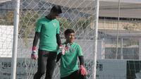Timnas Indonesia U-22 akan bermain melawan Malaysia U-22 pada suhu mencapai 33 derajat celcius. (Bola.com/Zulfirdaus Harahap)