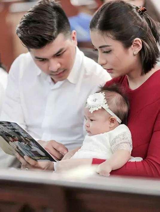 Foto yang diunggah Sandra Dewi itu langsung dibanjiri komentar oleh para netizen. Tidak sedikit yang mendoakan pasangan yang baru sebulan lalu menikah itu untuk segera memiliki momongan. (Instagram/nastusha.olivia.alinskie)