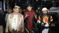 Gubernur Jawa Tengah (Jateng) Ganjar Pranowo berkumpul bersama 264 lebih kerajaan, lembaga adat, dan suku seluruh Nusantara dalam jaringan Masyarakat Adat Nusantara (Matra) di acara Festival Adat dan Budaya Nusantara (FABN) II, Pelataran Candi Borobudur, Magelang, Jateng (Istimewa)
