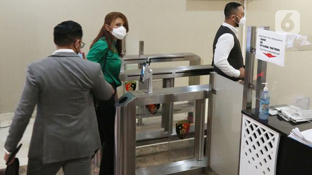 Tamara Bleszynki Datangi Bareskrim Mabes Polri