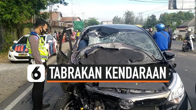 VIDEO: Tabrakan Karambol 5 Kendaraan di Pantura