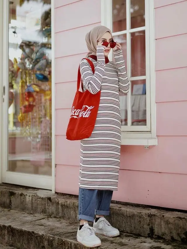 7 Ide Style Hijab untuk Perempuan Bertubuh Kurus, Menawan!