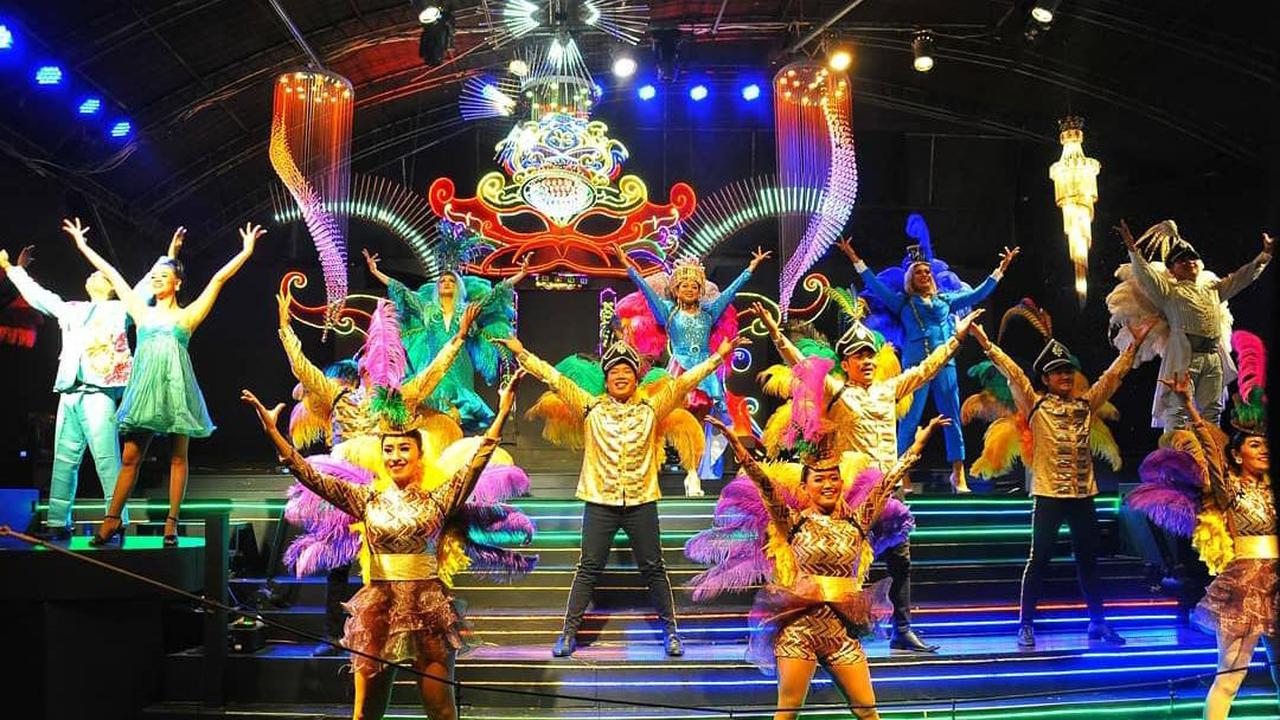 Raminten Cabaret Show