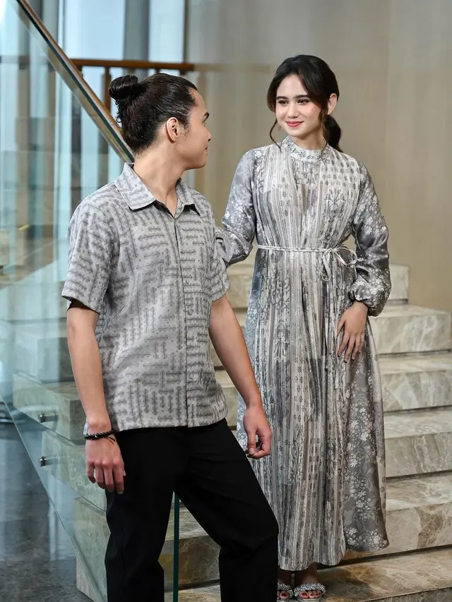 8 Gaya Pemotretan Maia Estianty Bersama Al, El, Dul, dan Calon Mantu Tissa Biani, Kompak Pakai Baju Lebaran Sarimbit