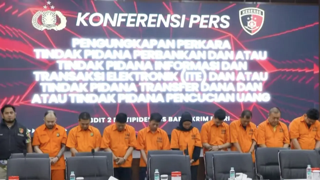 9 Tersangka kasus pembobolan rekening dormant senilai Rp 204 miliar
