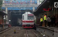 Jumlah Penumpang KRL Jabodetabek Diprediksi Tembus 16,4 Juta pada Musim Lebaran 2024