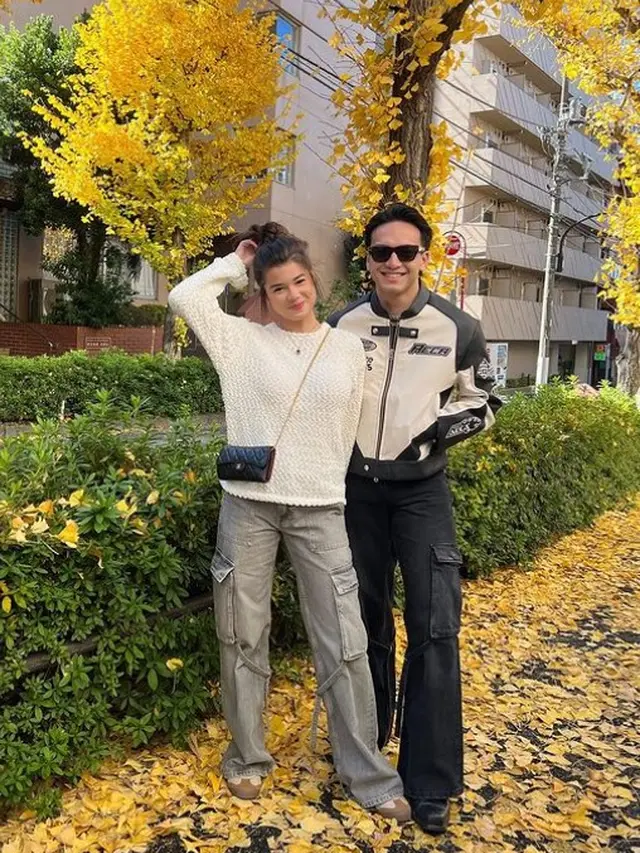 Jefri Nichol dan Maria Theodore di Jepang (Instagram/jefrinichol)