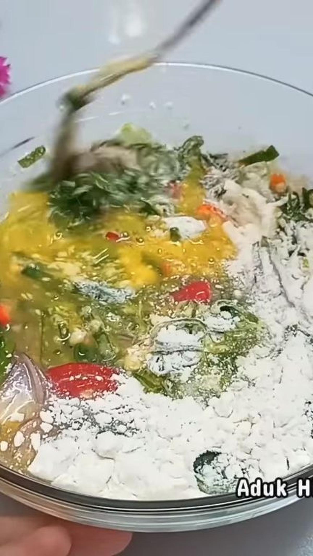 Kocok Telur dengan Bumbu Dapur