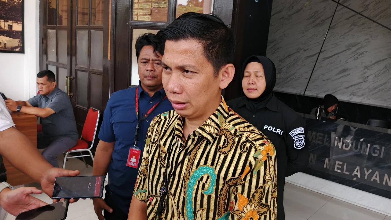 Heboh di Pasar Ujungberung, Emak-emak Lansia Diduga Gunakan Uang Palsu, Klaim Asal Usulnya dari Luar Kota