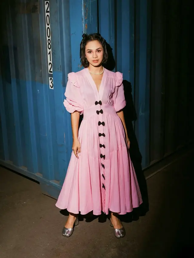 Bukti Fashion Tak Mengenal Usia, Potret Andien Aisyah Tampil Manis dengan Deretan Gaya Coquette