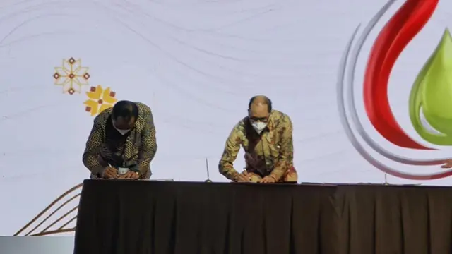 Medco E&Pmenandatangani Perjanjian Jual Beli Gas (PJBG) dengan Pupuk Sriwijaya. Medco E&P juga menandatangani Letter of Agreement dengan beberapa perusahaan domestik lain terkait penyesuaian harga atas volume kontrak gas. (Dok Medco)
