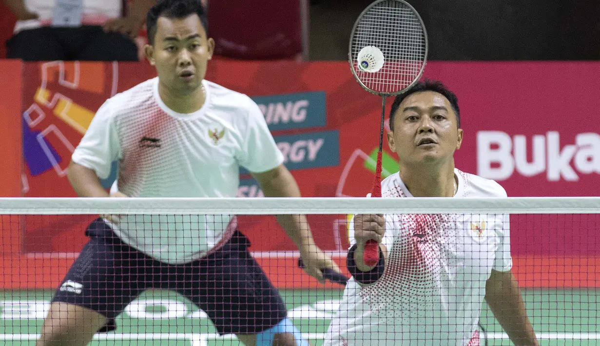 Aksi Hary Susanto atlet bulutangkis Indonesia di Asian Paragames 2018  di Istora Senayan, Minggu (7/10/2018).  (Bola.com/Peksi Cahyo)