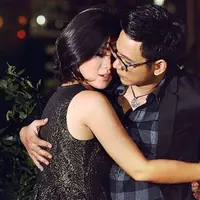 Lama tak terdengar kabarnya, sidang gugatan cerai Gracia Indri pada suaminya David Noah telah memasuki putusan. Hal itu dikatakan oleh Humas Pengadilan Negeri Bandung. (Instagram/@mellysusanti27)