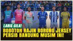 Head of Retail & Merchandising PT Persib Bandung Bermartabat, Fadma Wijaya, mengungkap total penjualan jersey Persib musim 2025/2026. Sejak dirilis pada Agustus lalu, penjualannya hampir menembus 20 ribu pieces, menunjukkan antusiasme besar Bobotoh t...