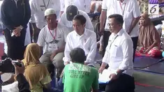 Presiden Jokowi dan sejumlah menteri meninjau pengungsi tsunami di Lampung. Pada kesempatan ini, Jokowi mendengar langsung keluhan para pengungsi.